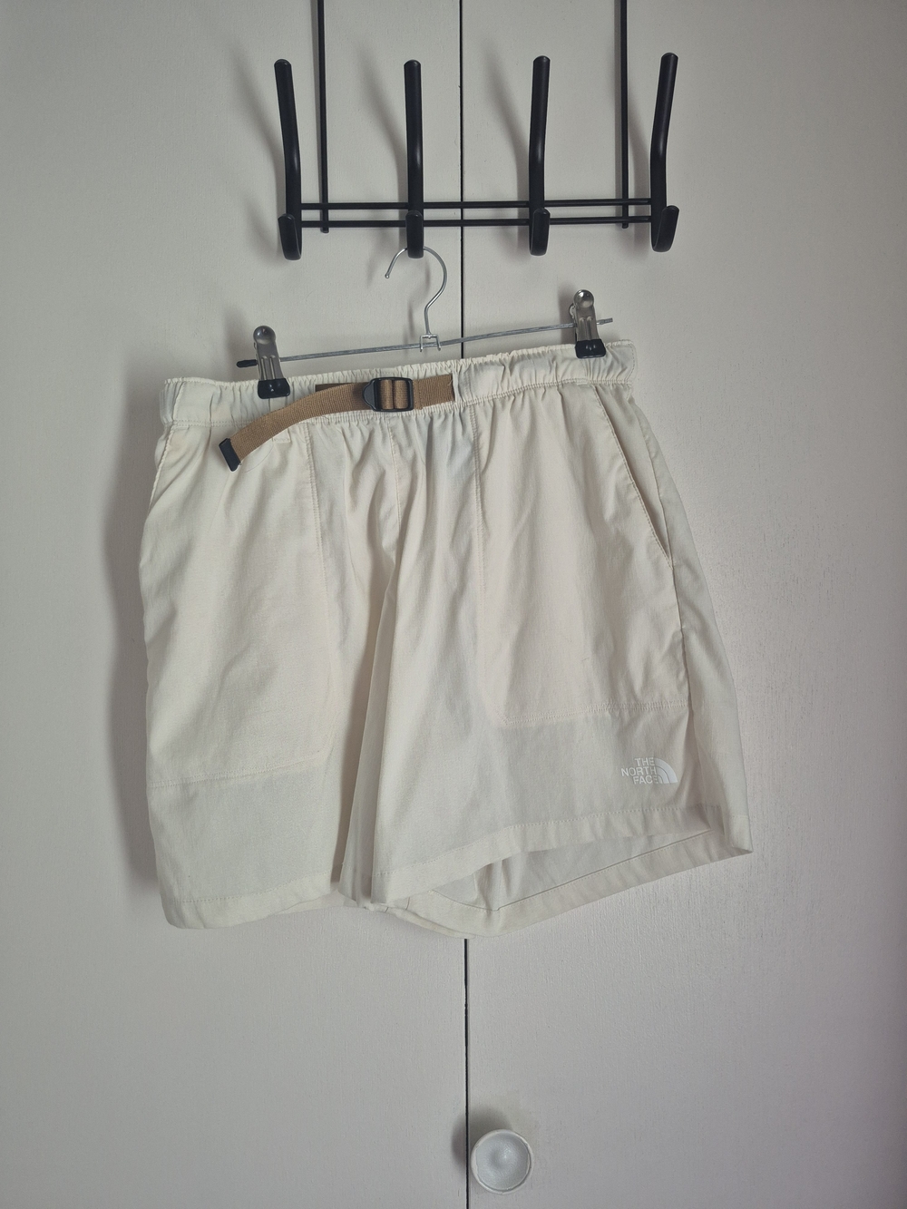 The North Face Cream Elastic-Waist Outdoor Shorts